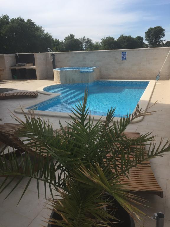 Villa Palatium I Fazana Bagian luar foto